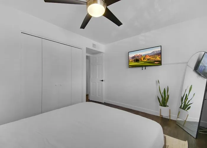 Spacious 5br With Pool And Fire Pit - Sleeps 14 * Phoenix